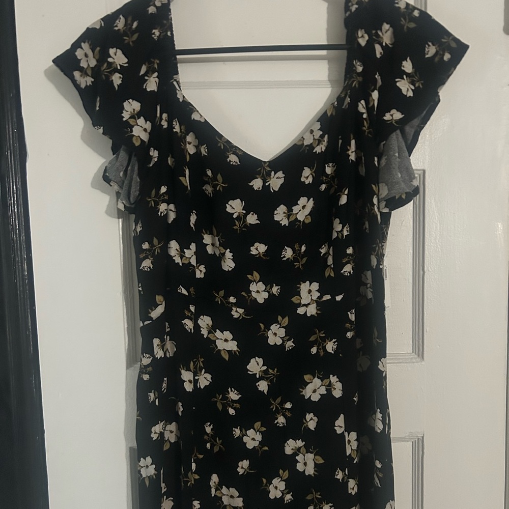 Old Navy Black Floral Maxi Dress NWT